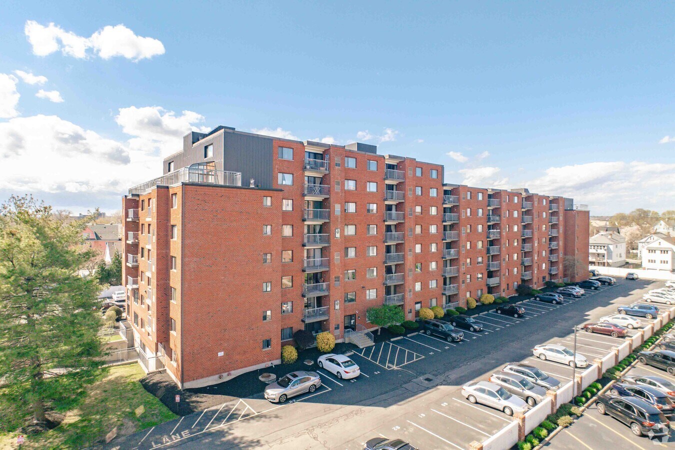 Photo - Parkway Plaza West