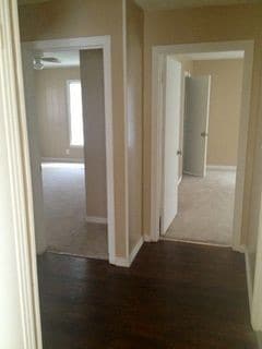 Building Photo - 1824 S Fleishel Ave