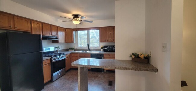 Photo - 10 Woodfield Dr