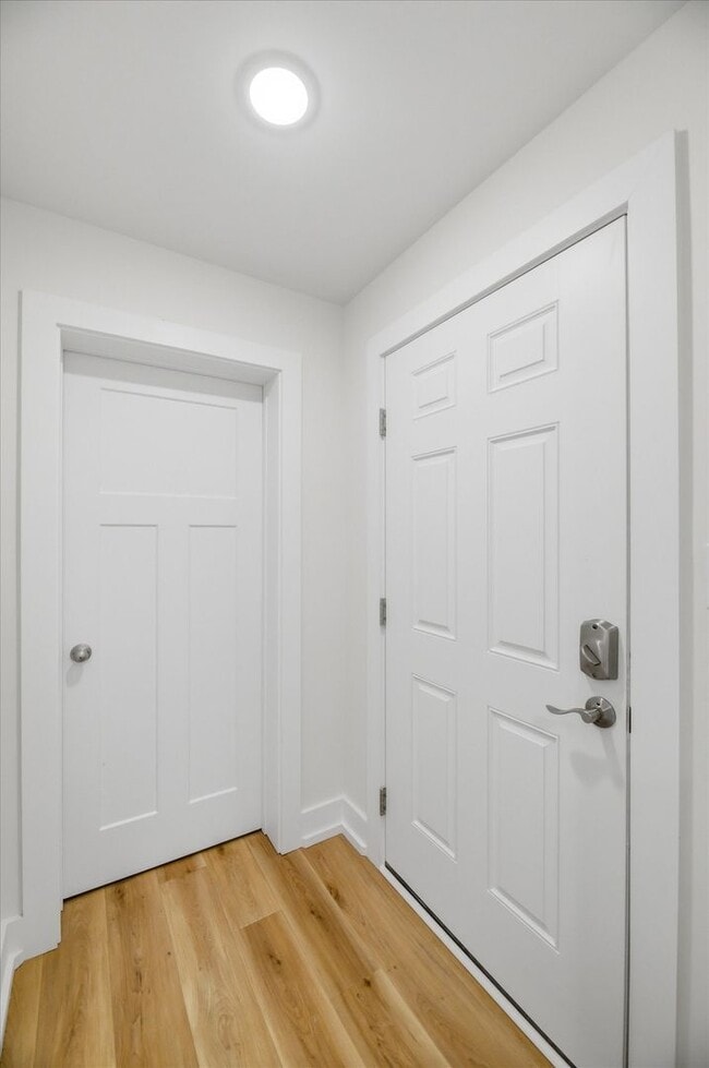 Photo - 2113 W Madison Ave Unidad A