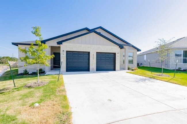8900 Little Leaf Mullberry Dr Unit B