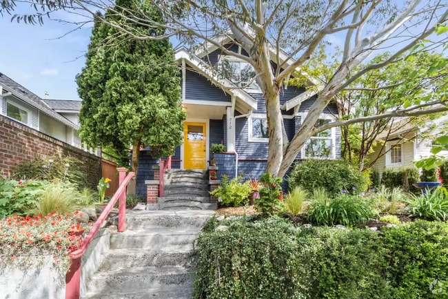 Building Photo - 712 N 47th St Rental