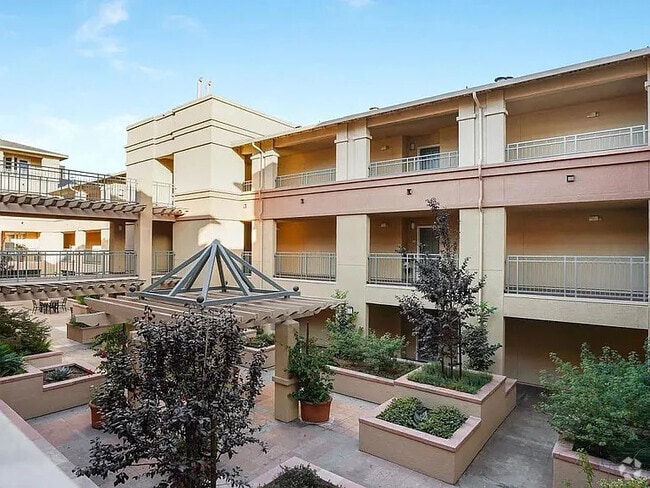Building Photo - 30 E Julian St Unit 217 Rental