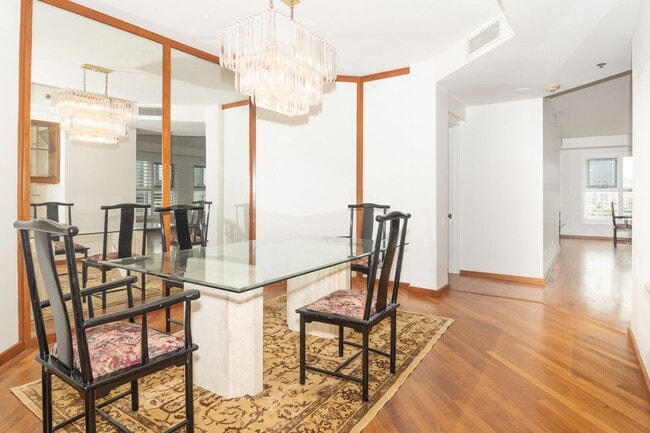 Photo - Spacious Condo, Exclusive Building - Honolulu Unit 704