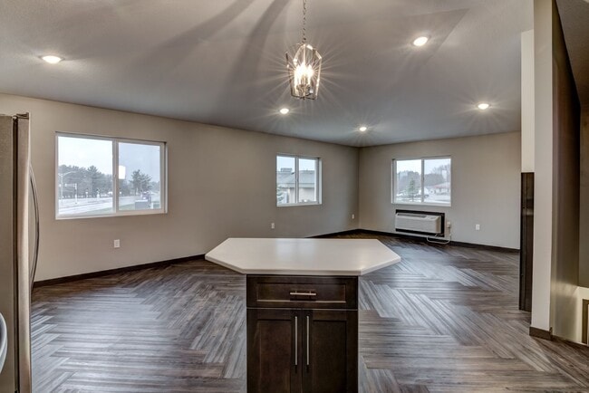 Photo - Private Entry! 2 Bed, 2 Bath $500 Deposit! Unit 105