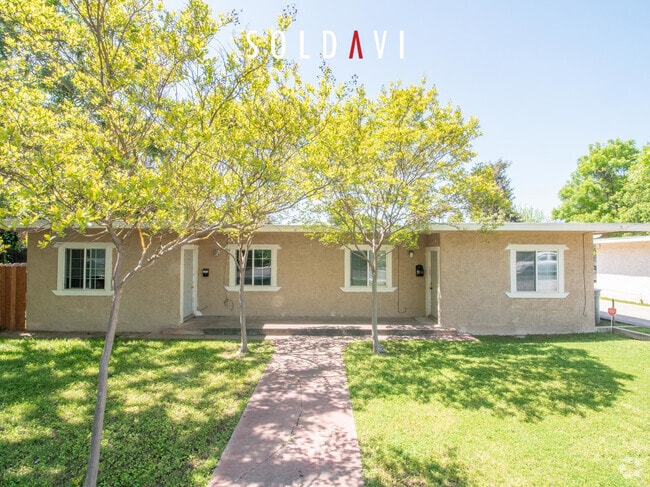 Building Photo - 2855 M St Rental