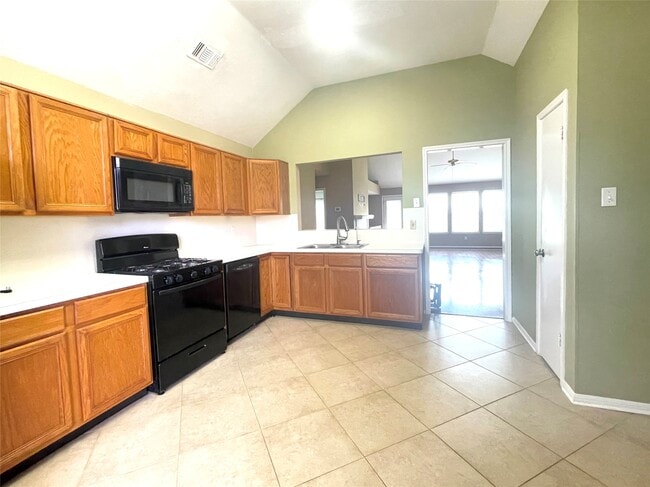 Photo - 11010 Springsong Dr