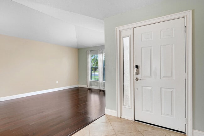 Photo - 4190 Chardonnay Dr