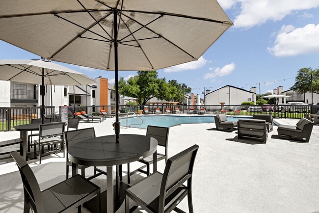 Photo - Flats on Mill