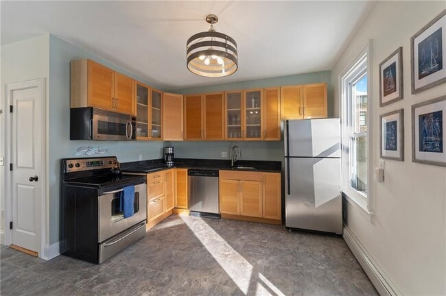 Photo - 15 W Narragansett Ave Unit 2