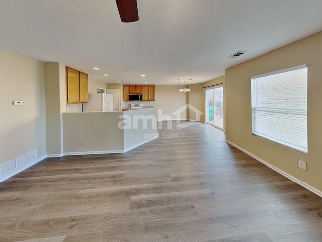 Photo - 595 E 77th Ave