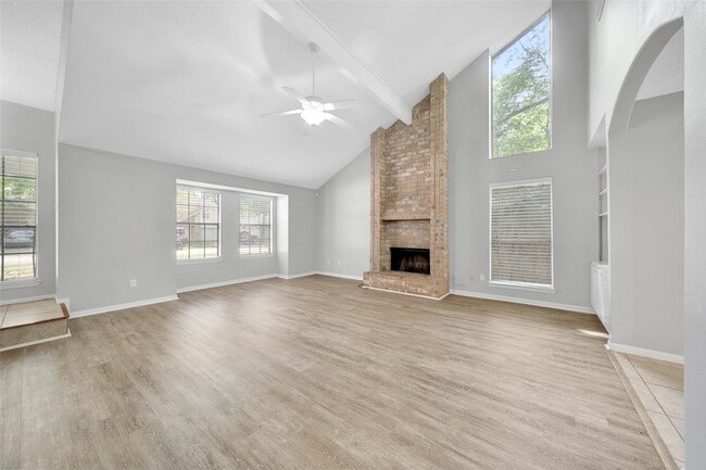 Photo - 9 W Lance Leaf Rd