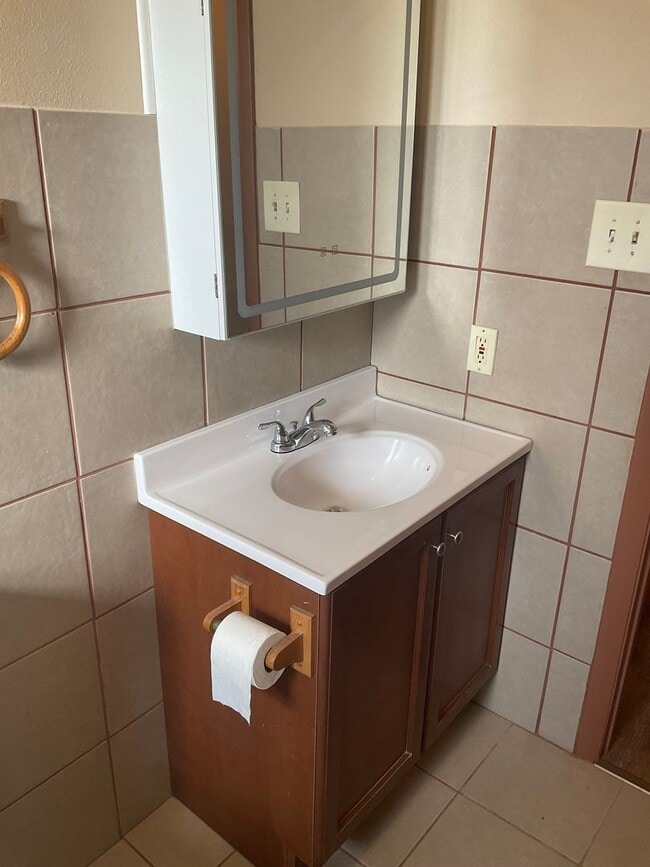 Photo - 111 Winthrop Dr Unidad 1