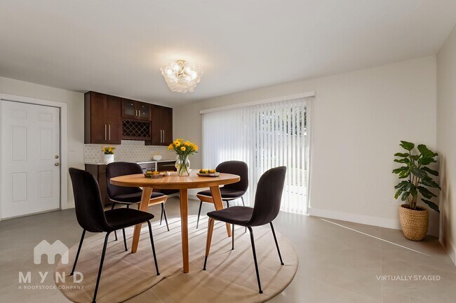 Photo - 10100 Paradise Blvd