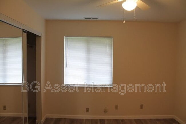 Photo - 3112 Groom Dr