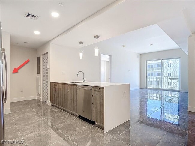 Building Photo - 26610 Rosewood Pointe Dr Unit C208 Rental