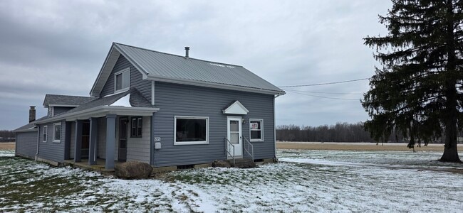 Front Door and Side Porch - 8295 Limeridge Rd