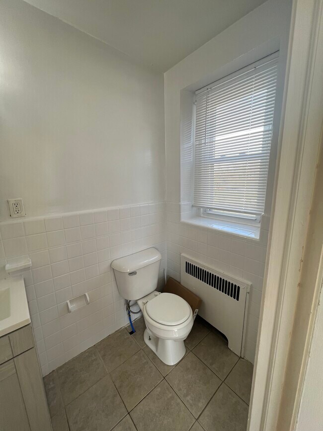 Photo - 5352 N Broad St Unidad 2nd Floor