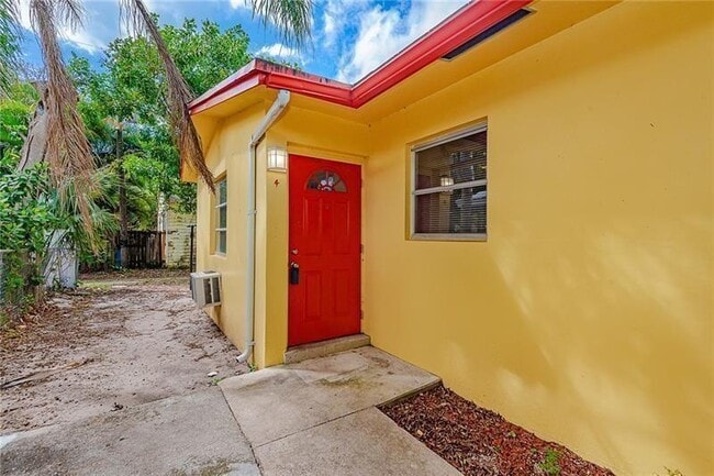 Photo - 316 SW 15th St Unidad 3