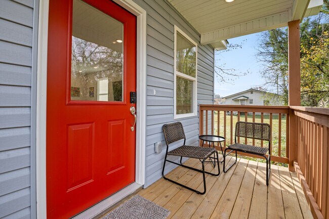 Photo - 24 Sawyer St