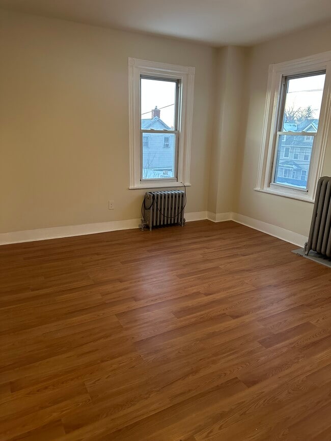 Photo - 741 High St Unit 2nd