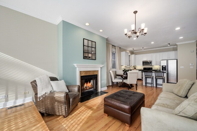 Photo - 2512 W Thomas St Unidad 2512 W. Thomas #1