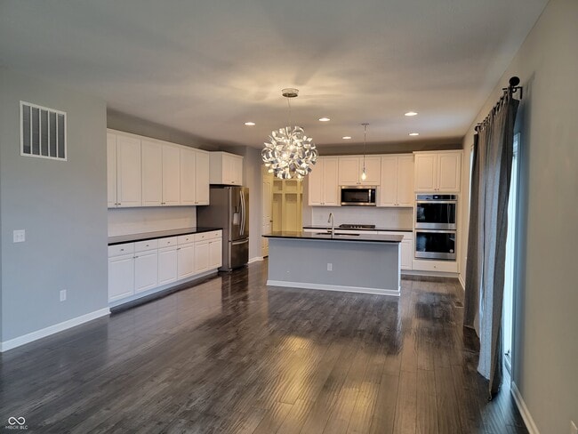 16123 Sedalia Dr