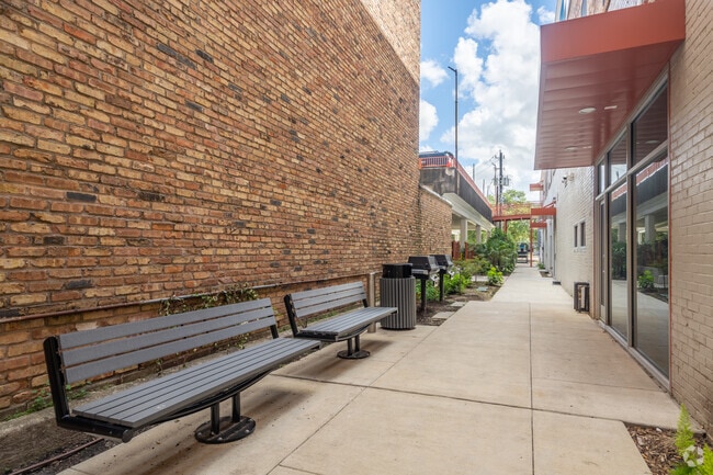 Sitting Area w/ BBQ Pits