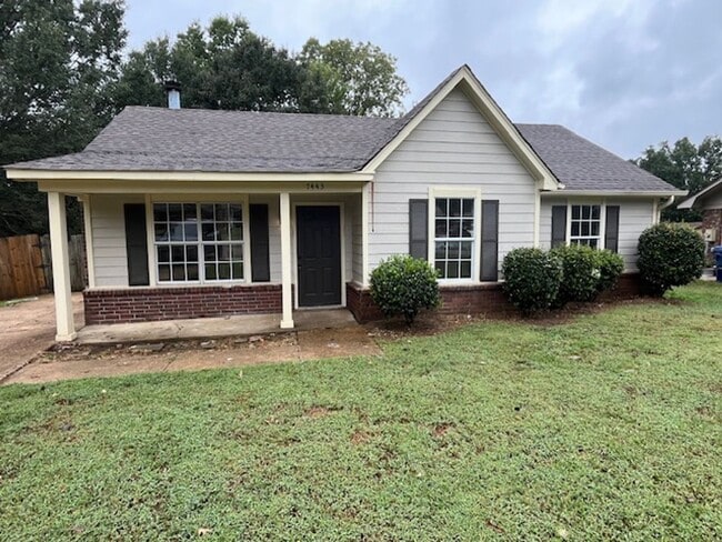 Building Photo - Renovated 3 Bedroom 2 Bath Home for Rent!!