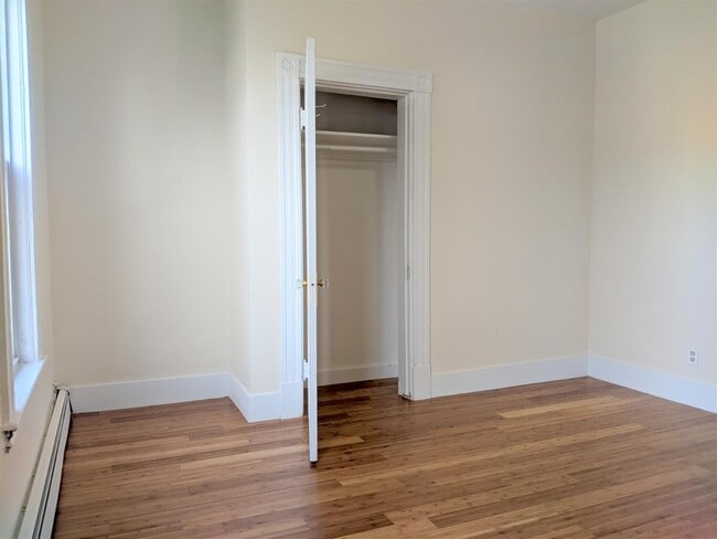 Photo - 21 Thorndike St Unit 2