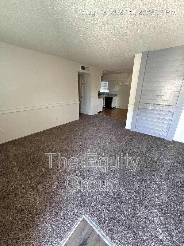 Photo - 804 Monarch Cir