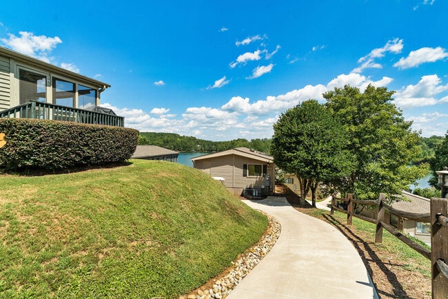 1230 Melton Rd