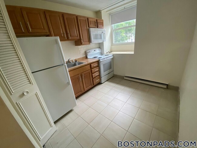 Photo - 10 Armington St Unit 1