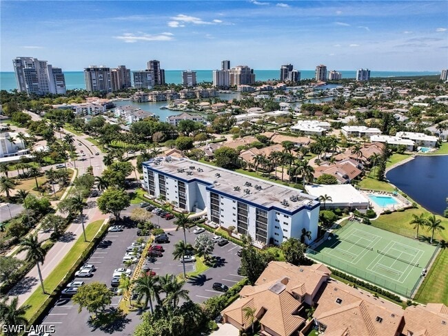 Building Photo - 555 Park Shore Dr Unit B205