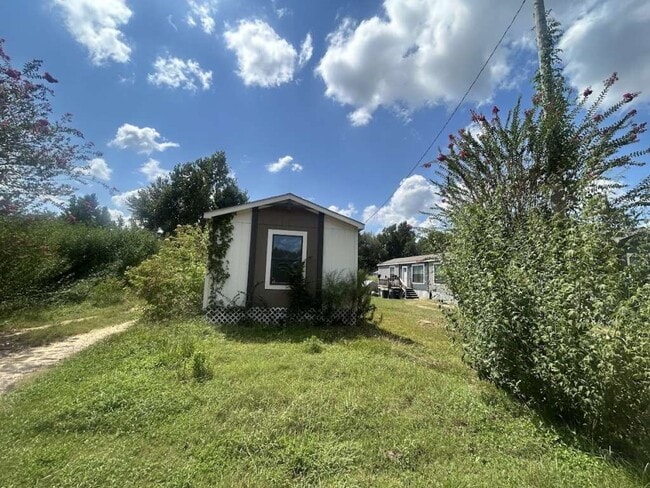 Photo - 176 Wood Fern Dr