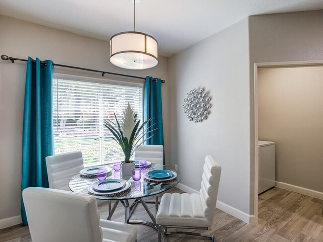 Photo - Collage Apartment Homes