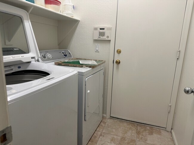 Photo - The Love Road House