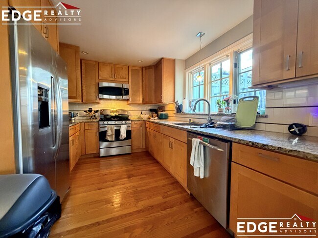 Photo - 39 Selkirk Rd