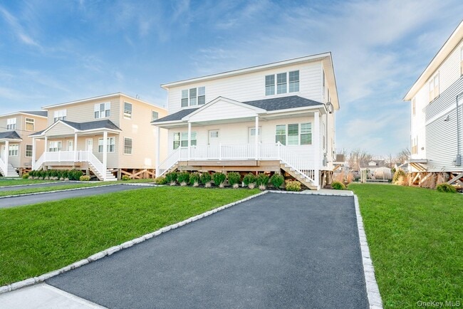 Photo - 2812 Ocean Ave