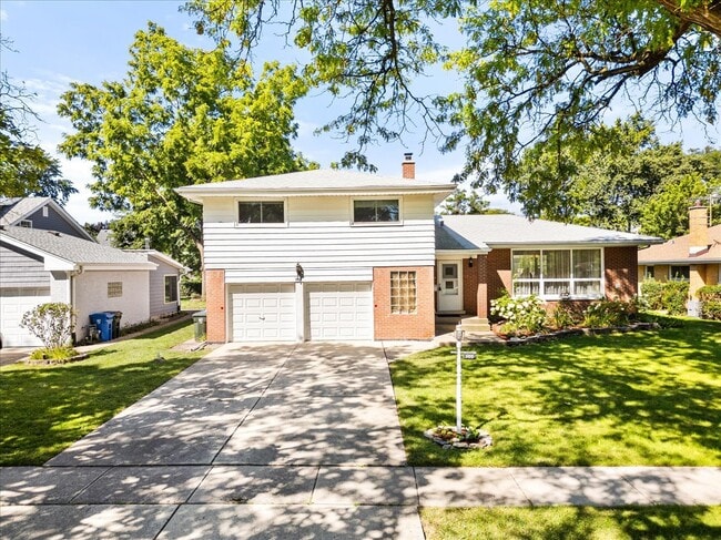 Photo - 300 S We Go Trail