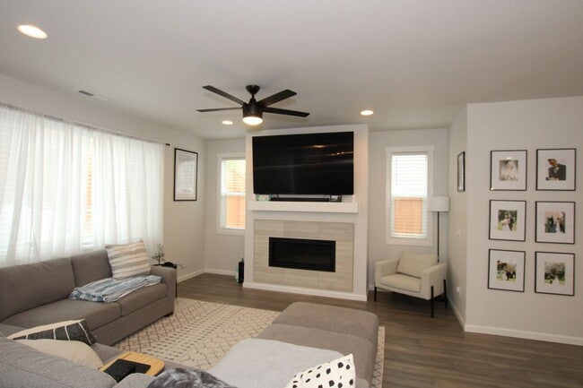 Photo - Stunning 3-Bedroom Gig Harbor Home with Bonus Room & A/C
