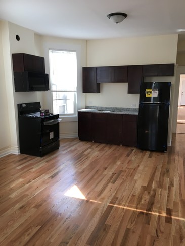 Apartments for Rent in Chicago for less than $1,000 with 2  