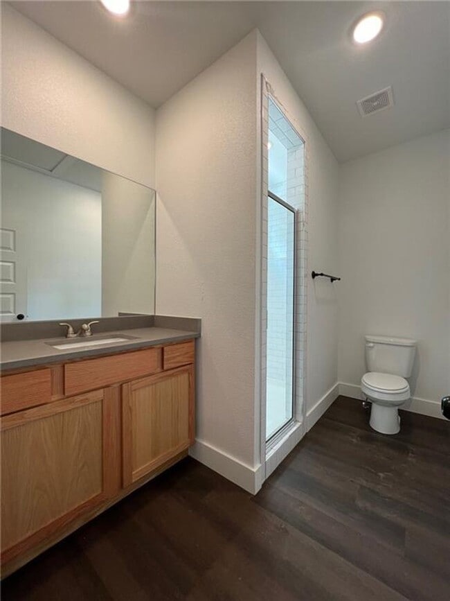Photo - Nice modern 1 bed 1 bath apartment near Campus Unidad 1347 Hendrix #3