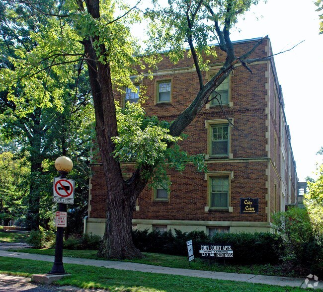 Photo - Cody Court Apartments