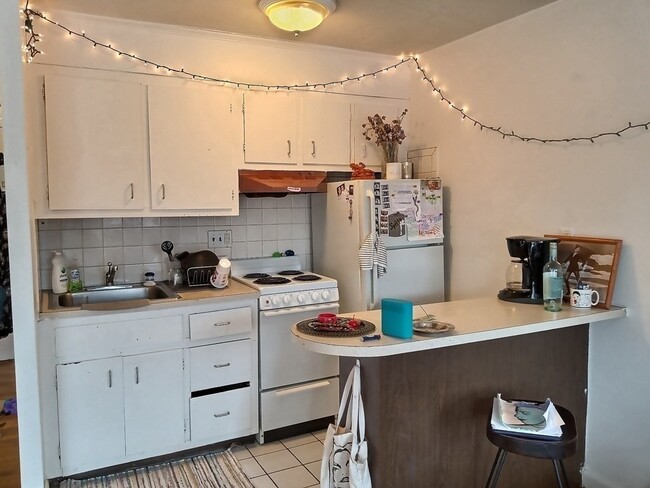 Photo - 1027 Commonwealth Ave Apartment Unit 23