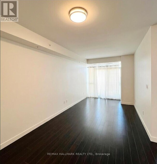 Photo - 128 King St N Unité 601