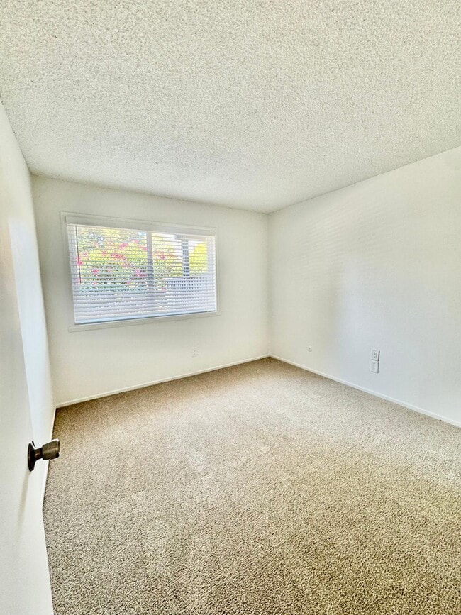 450 Alameda del Prado Unit I