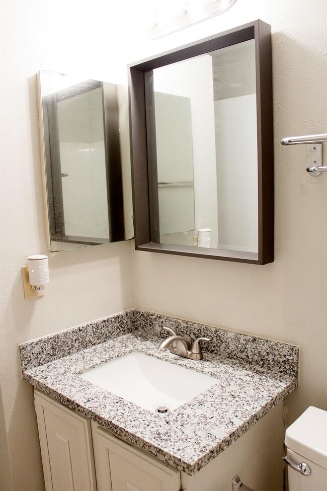 Photo - 39 S White Pebble Ct