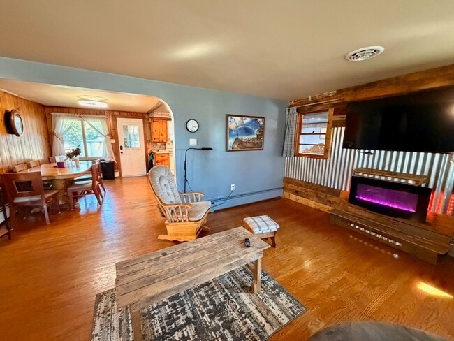 Photo - Ranch Home with 3 Bedrooms and a Yard