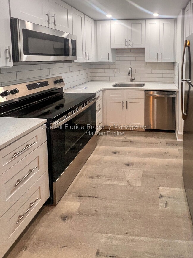 Photo - 954 N Lake Destiny Rd Unit 1 H